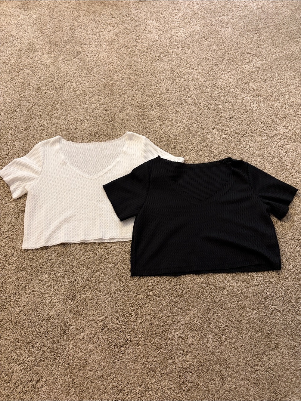 Shein 2 Pack V-Neck Cropped Textured Top - Black and White
